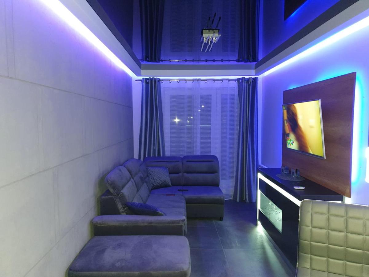 לז'נו Apartament Skarbowa 1& Parking מראה חיצוני תמונה